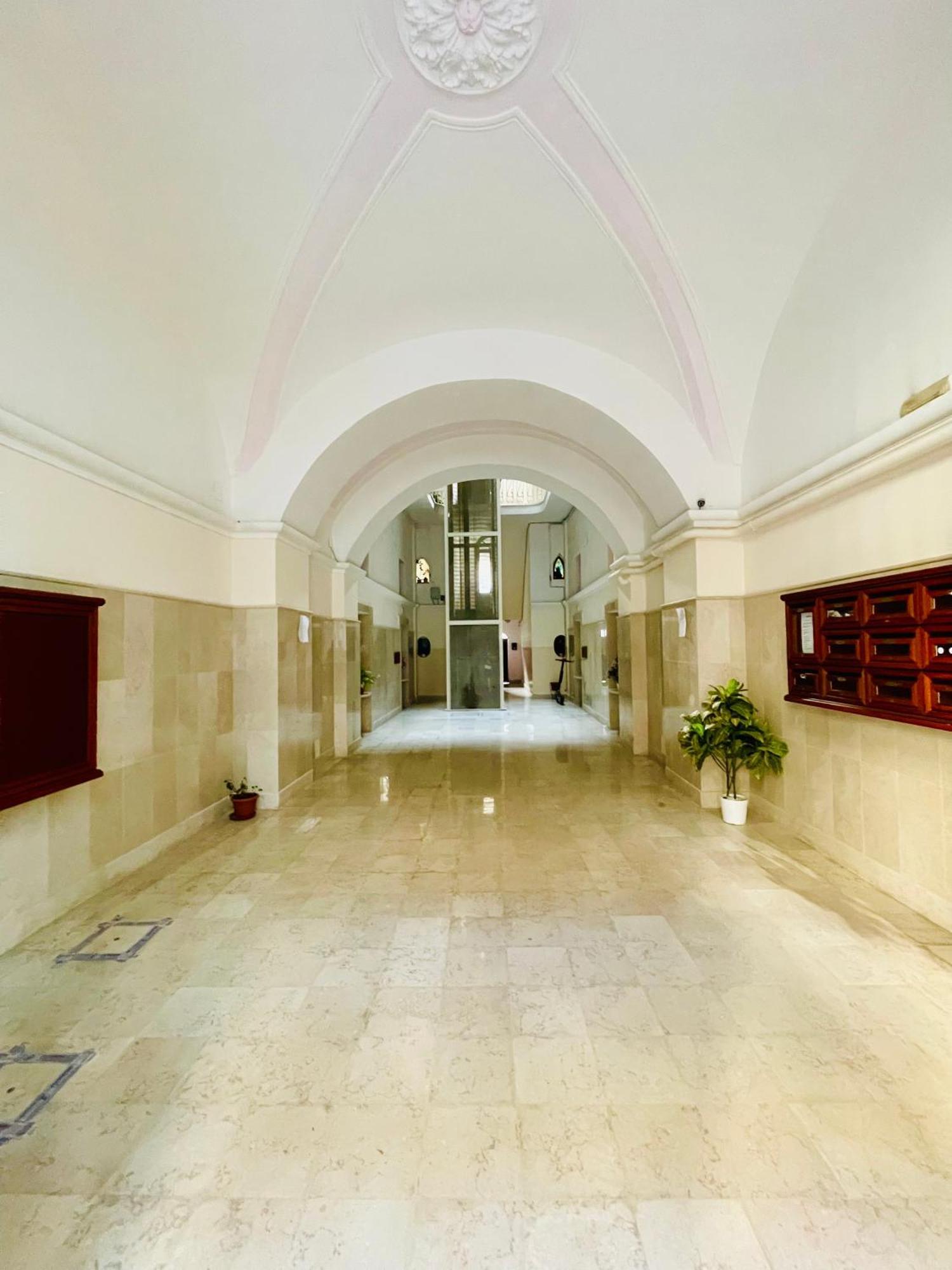 Suite169 In Centro * Bari